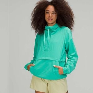Lululemon Pack Light Pullover in Paradise Green